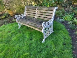 GARDEN BENCH(1)